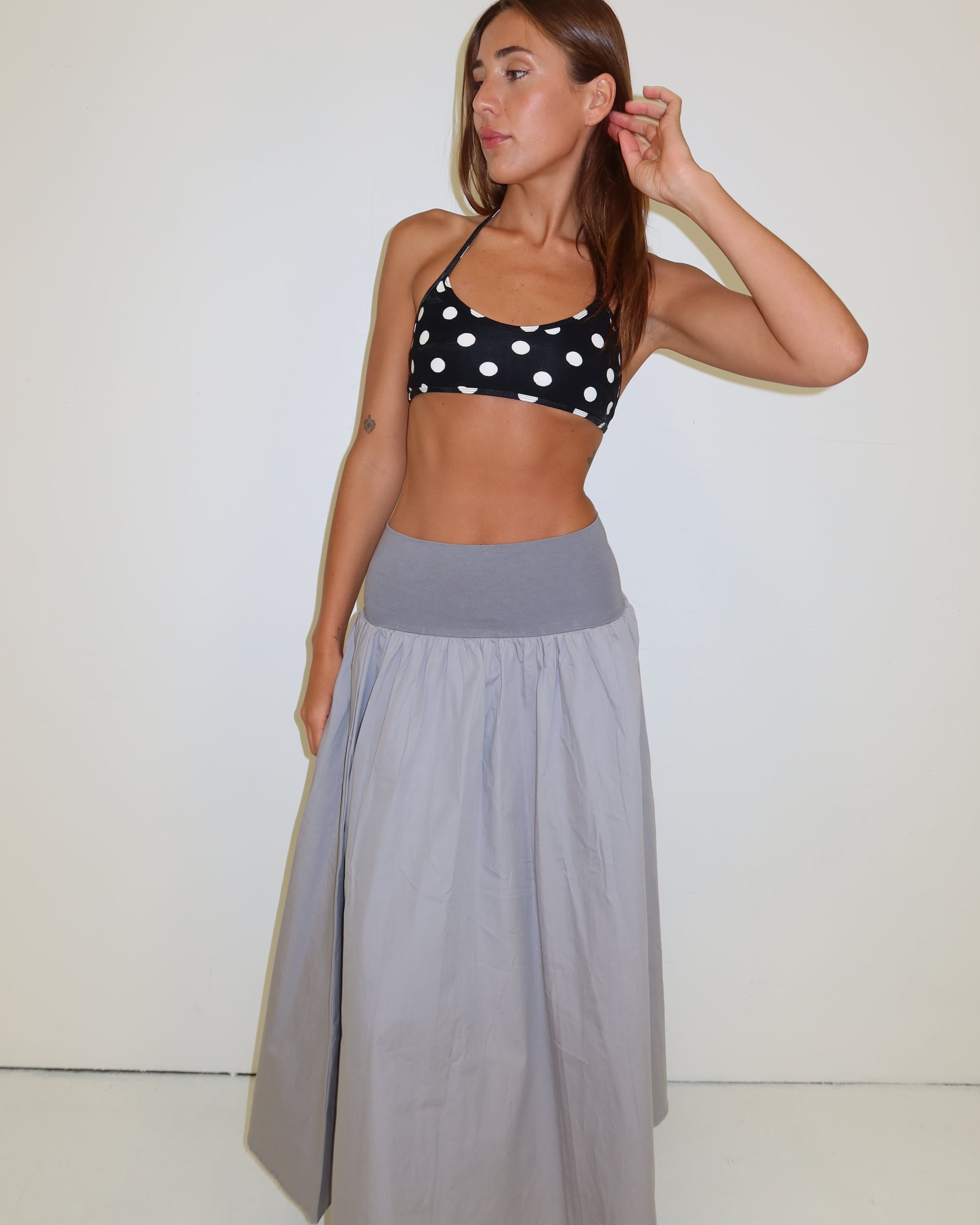 the belle skirt in grey