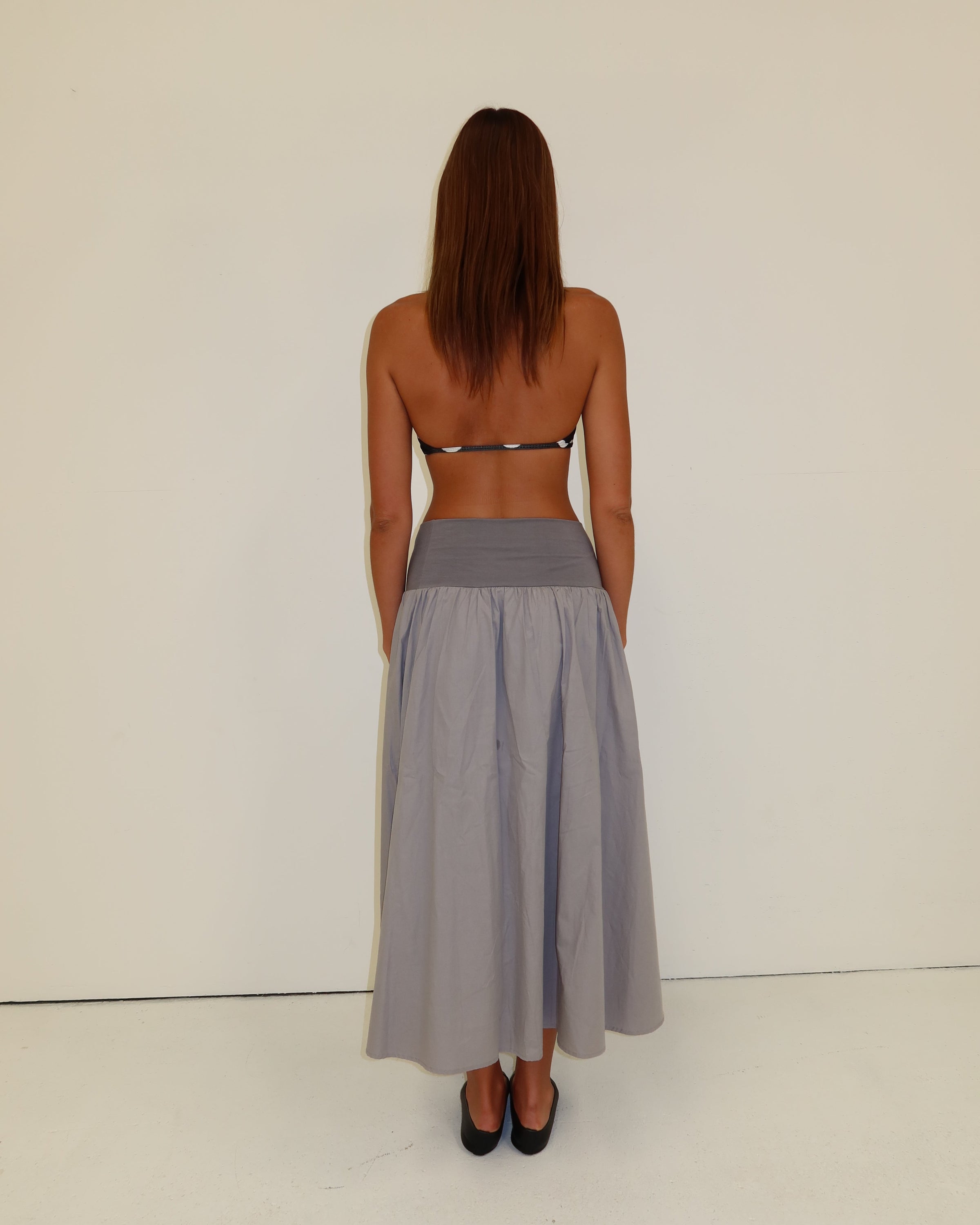 the belle skirt in grey
