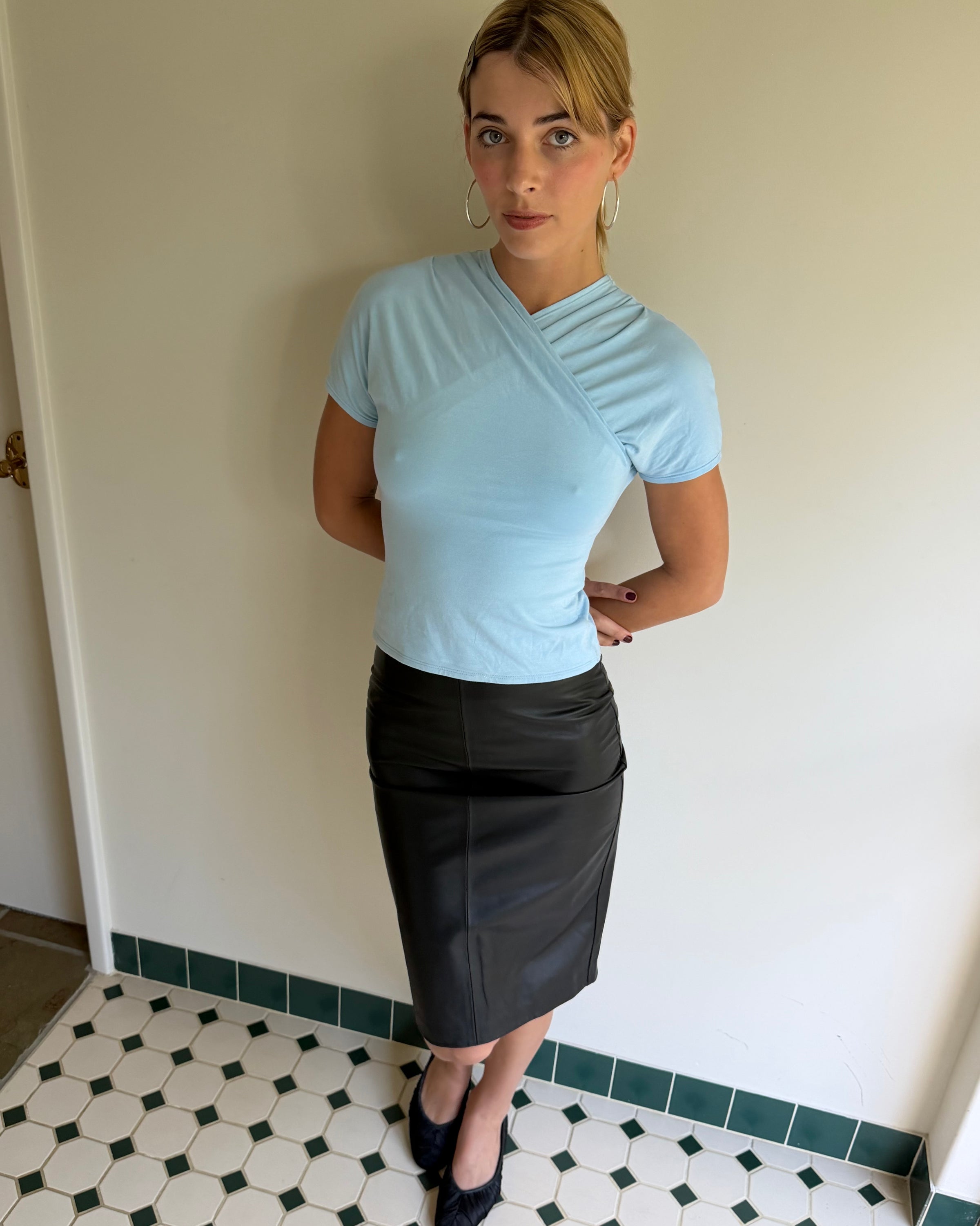 the romy top baby blue